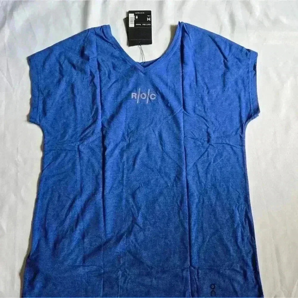ROC Running On Clouds women's T Shirt sz Medium Indigo - Picture 2 of 6